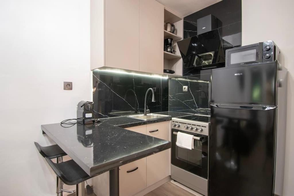 Antigonidon Loft Apartment เทสซาโลนิกิ ภายนอก รูปภาพ