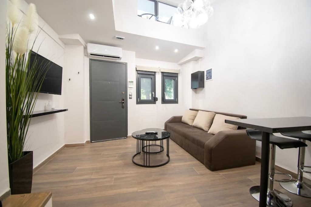 Antigonidon Loft Apartment เทสซาโลนิกิ ภายนอก รูปภาพ