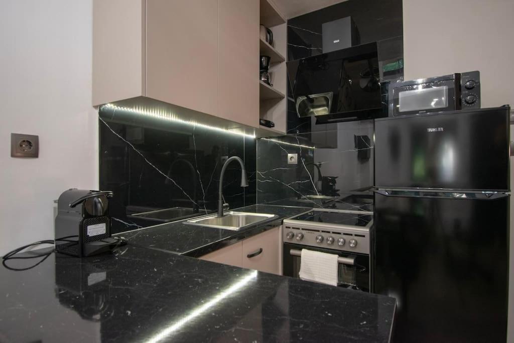 Antigonidon Loft Apartment เทสซาโลนิกิ ภายนอก รูปภาพ