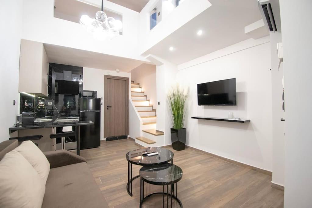Antigonidon Loft Apartment เทสซาโลนิกิ ภายนอก รูปภาพ